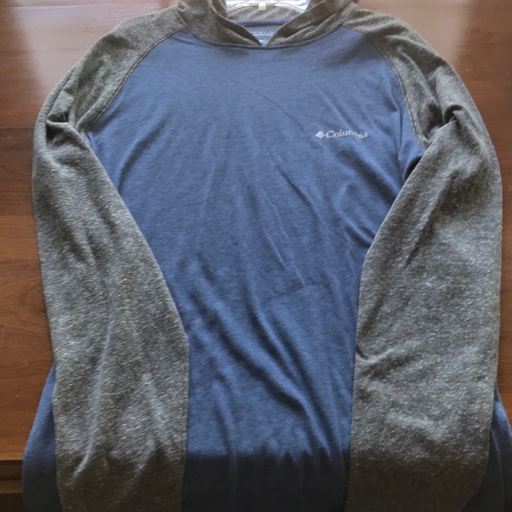Men’s Columbia T-shirt Hoodie (S)